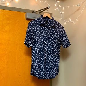 Slim Fit navy button down, white flowers